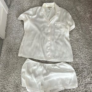 White Bride pajamas M (includes top and bottom)